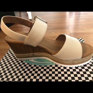 Wedge sandals white 7 1/2 new, still in box